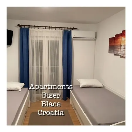 Apartament Biser *